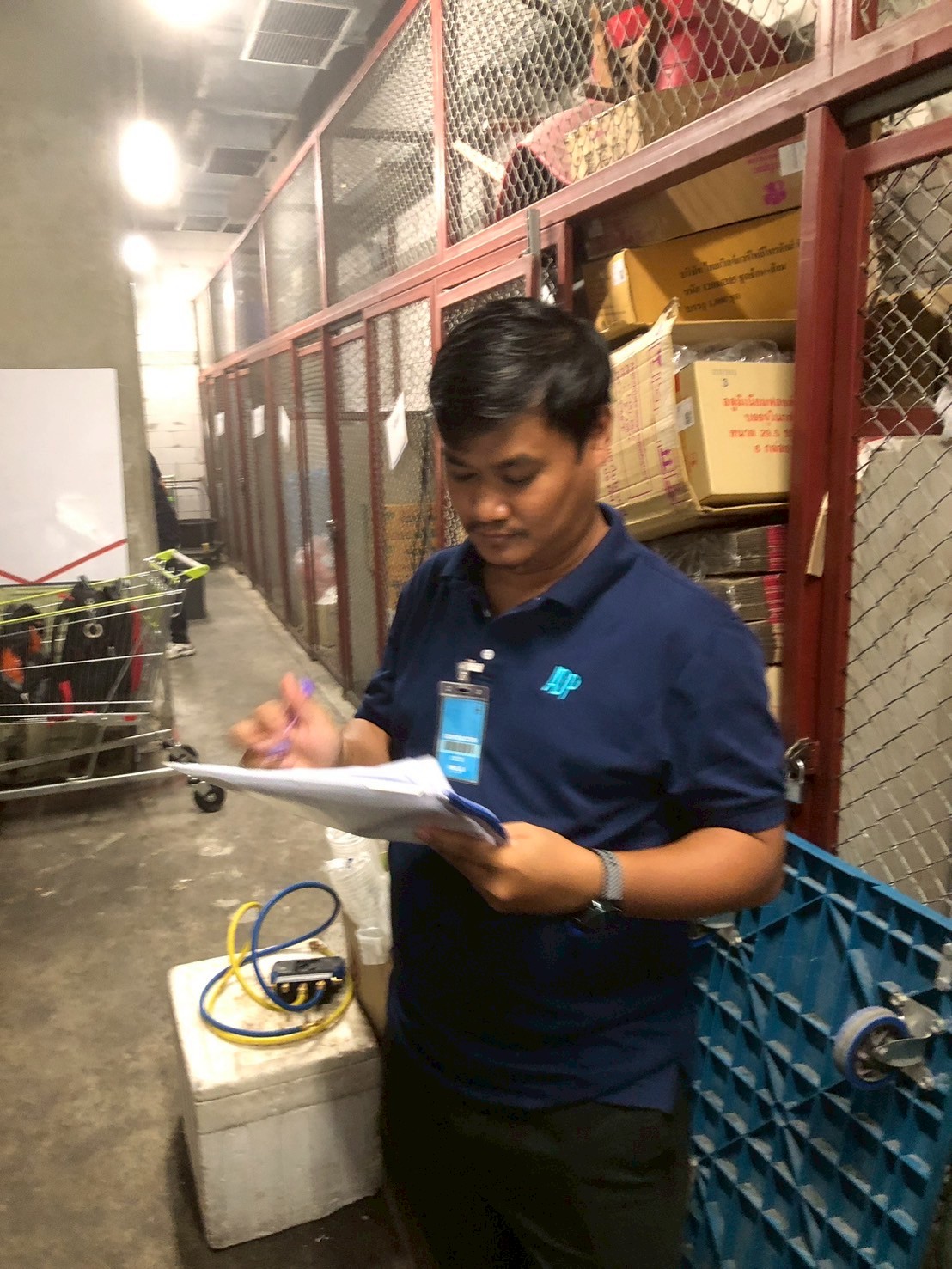 ภาพผลงานเต็มหน้าจอ: งาน PM - ตู้แช่ Stock (Chiller)